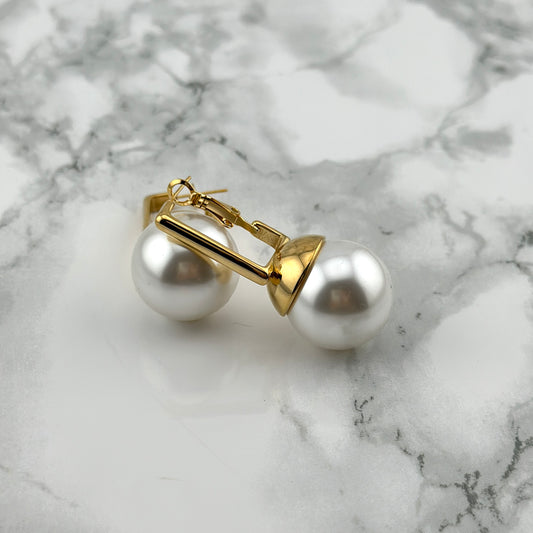 Juna Pearl earrings