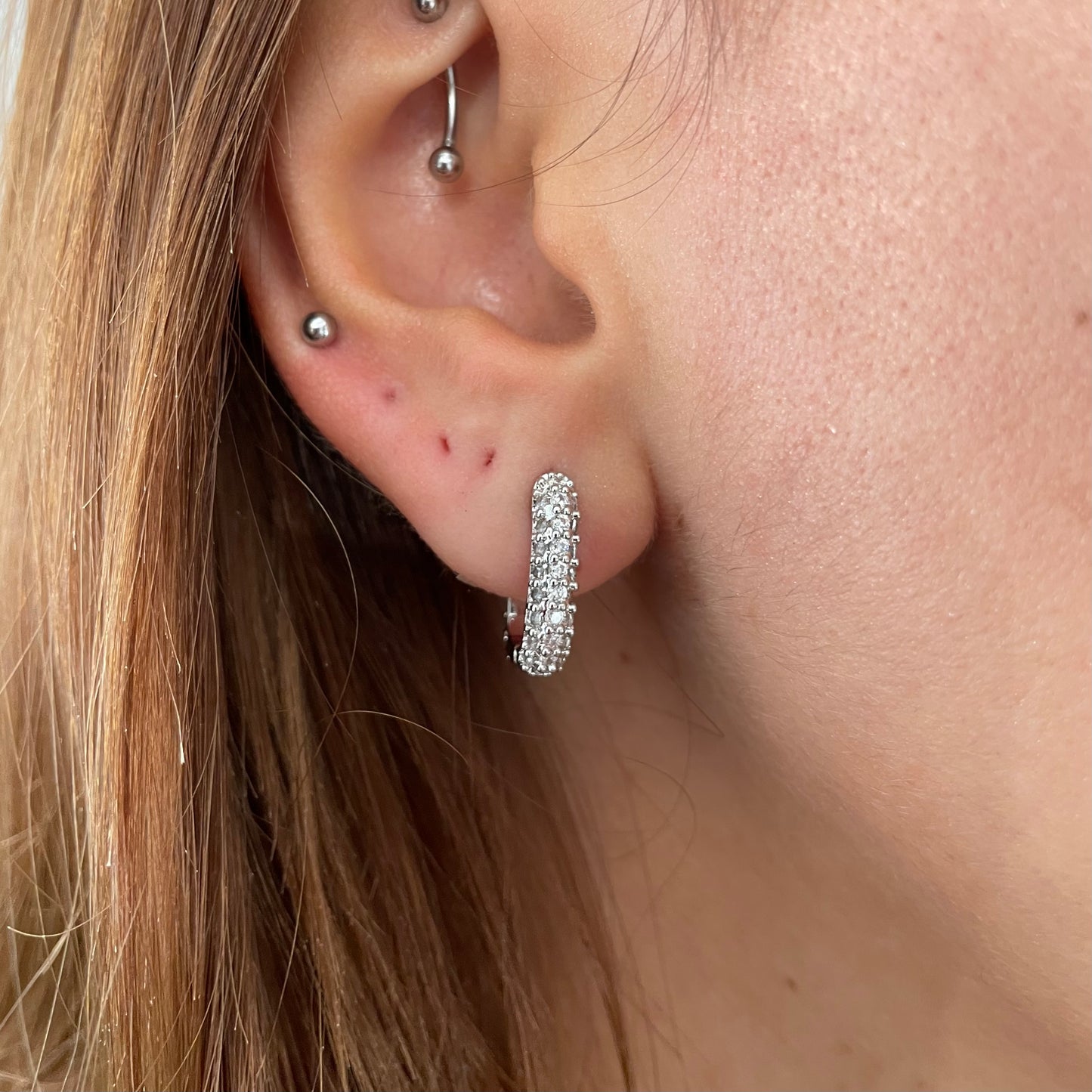 Zircon Sparkle Hoops Plata