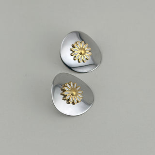 Daisy Stud Plata