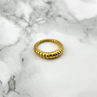 Anillo de croissant pequeño