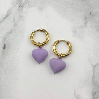 Aros de corazón morado