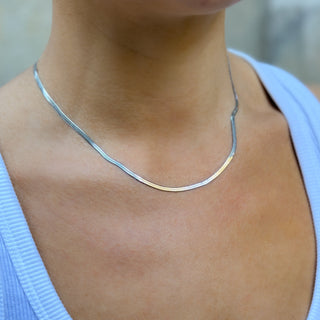 Collar de plata Snake